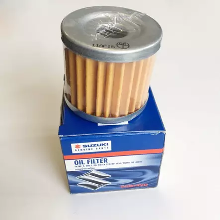 SUZUKI ÖLJYNSUODATIN OEM DF8/9,9A - DF15/20A - Suzuki OEM Perämoottorin Suodattimet - 16510-45H20-000 - 1