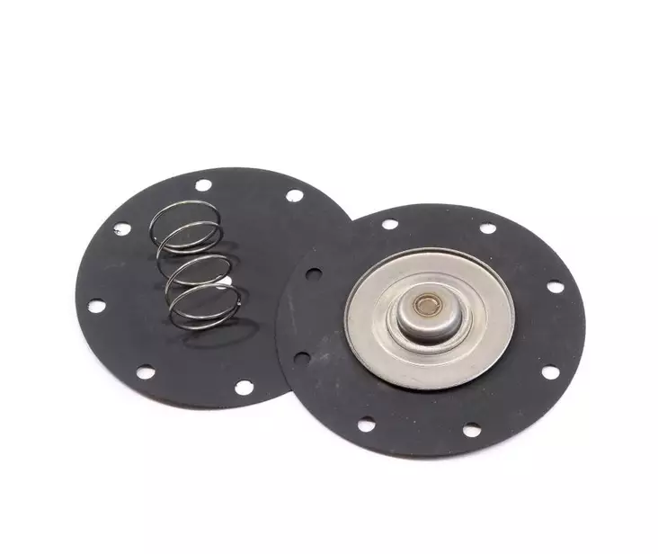 Suzuki 15100-7281V Polttoainepumpun kalvo – 2-tahtiset moottorit - Suzuki OEM Perämoottorin Polttoaineosat - 15100-7281V-000 - 1