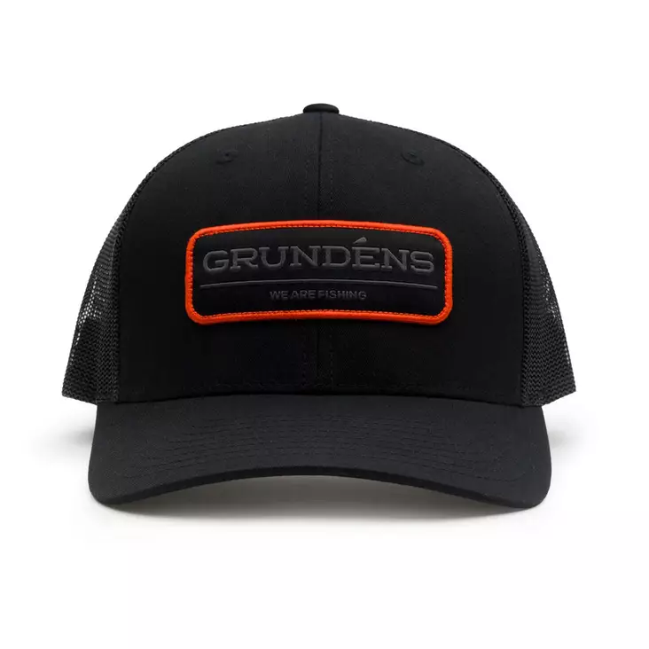 Grundens We Are Fishing Trucker Black Lippis - Grundens Kalastusvaatteet - 50286-010-0001 - 1