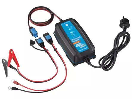Victron Energy Blue Smart IP65 12V 15A akkulaturi - Akkulaturit - 1702-87889 - 1